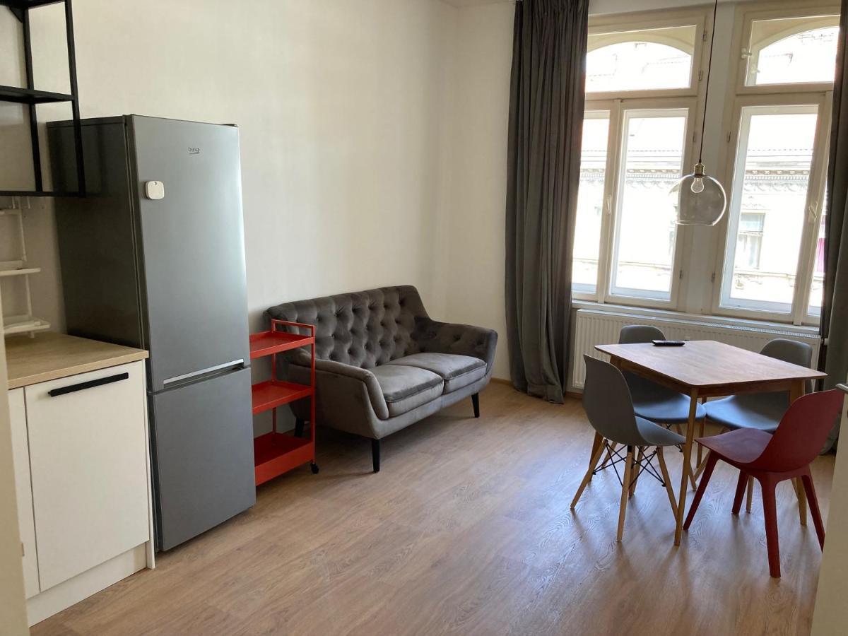 Zizkov Tower Suites 프라하 외부 사진